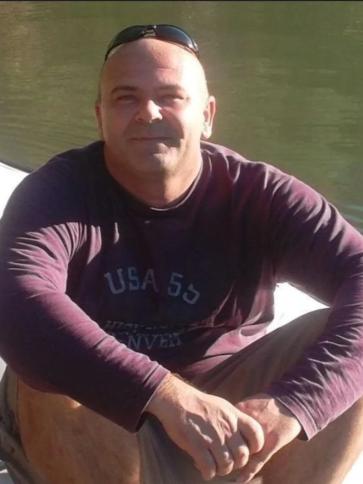 Attila, 55 éves tassi társkereső férfi profil fotója