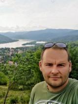 Sziasztok! Balázs vagyok. Komoly csolnoki párkereső nők jelentkezését várom.
