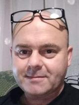 Sziasztok! Imre vagyok. Komoly szomolyai párkereső nők jelentkezését várom.