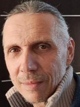 Erhard profilképe