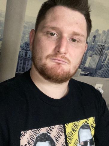 Patrik, 28 éves sárisápi társkereső férfi profil fotója
