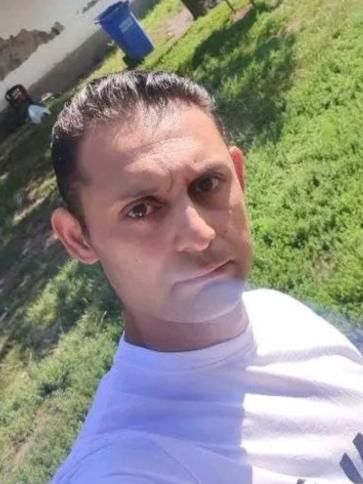 József, 36 éves tiszanánai társkereső férfi profil fotója