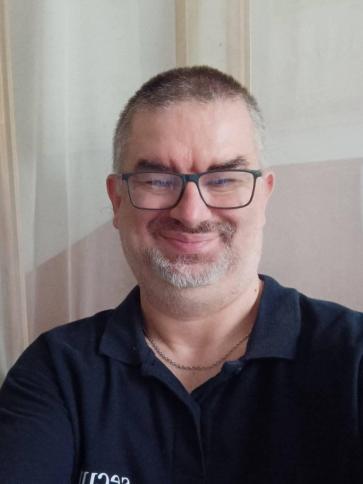 Levente, 51 éves kaposvári társkereső férfi profil fotója