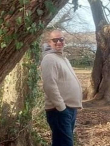 Levente, 52 éves kaposvári társkereső férfi profil fotója