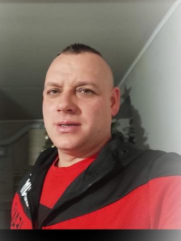 Jocó, 39 éves lakiteleki társkereső férfi profil fotója
