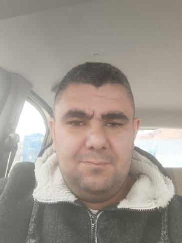 Tibor, 37 éves celldömölki társkereső férfi profil fotója
