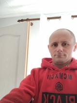 Sziasztok! tibor vagyok. Komoly sokorópátkai párkereső nők jelentkezését várom.
