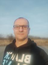 Sziasztok! Zoltán vagyok. Igényes hódmezővásárhelyi párkereső nőt keresek.