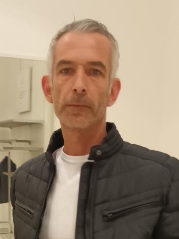 Gábor, 46 éves szigetszentmártoni társkereső férfi profil fotója