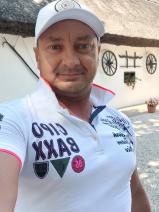 Sziasztok! Laci vagyok. Ingyenesen megismerhető mosonmagyaróvári nőkkel randiznék.