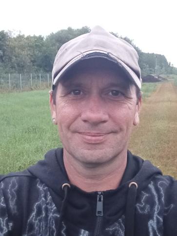 Miklós, 41 éves tiszavasvári társkereső férfi profil fotója