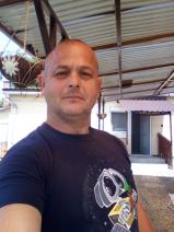 Sziasztok! Ferenc vagyok. Komoly ostorosi párkereső nők jelentkezését várom.