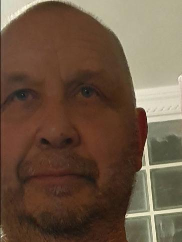 Karesz, 56 éves szigetszentmiklósi társkereső férfi profil fotója