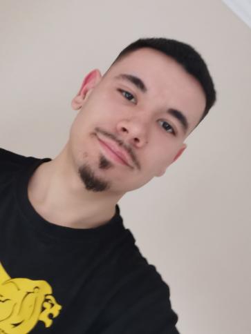 Kristóf, 24 éves nyírbátori társkereső férfi profil fotója Kristóf, 24 éves nyírbátori társkereső férfi profil fotója