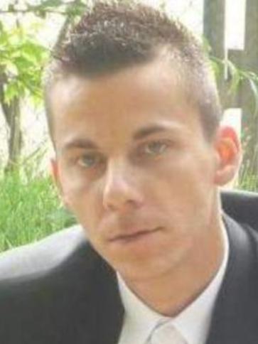 Béla, 42 éves veresegyházi társkereső férfi profil fotója