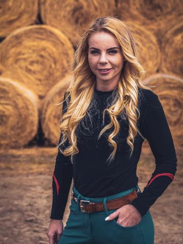 Vivien, 34 éves csákvári társkereső nő profil fotója