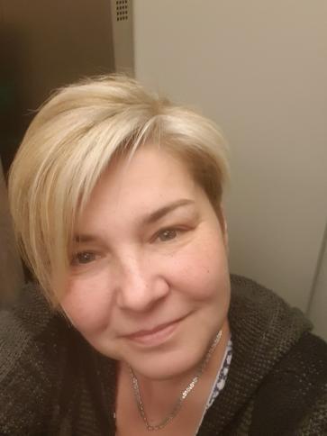 Tünde, 53 éves Budapest X. kerületi társkereső nő profil fotója