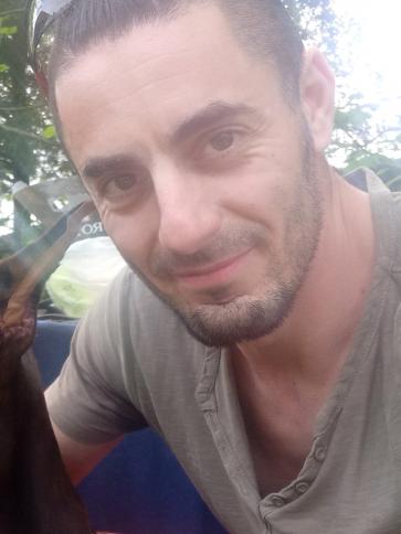 Zsolt, 40 éves tatai társkereső férfi profil fotója