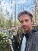 Sziasztok! Andris vagyok. Komoly budakeszi párkereső nők jelentkezését várom.