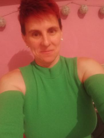 Szilvi, 46 éves nagymarosi társkereső nő profil fotója
