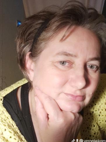 Timi, 49 éves szentesi társkereső nő profil fotója