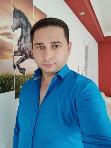 János, 34 éves solti társkereső férfi profil fotója