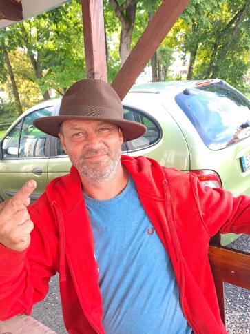 Márián, 45 éves pannonhalmai társkereső férfi profil fotója