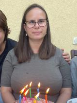 Sziasztok! Vera vagyok. Fiatal Budapest XI. kerületi párkereső fiúkat chat-re várok.