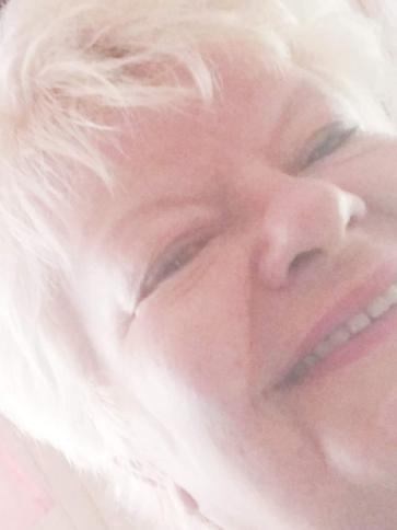 Erzsébet, 67 éves lőrinci társkereső nő profil fotója