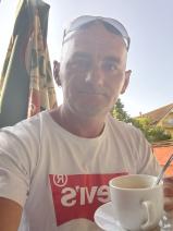 Sziasztok! Janos vagyok. Online dabasi randizni vágyó nők kattinsatok a kedvenc gombra.