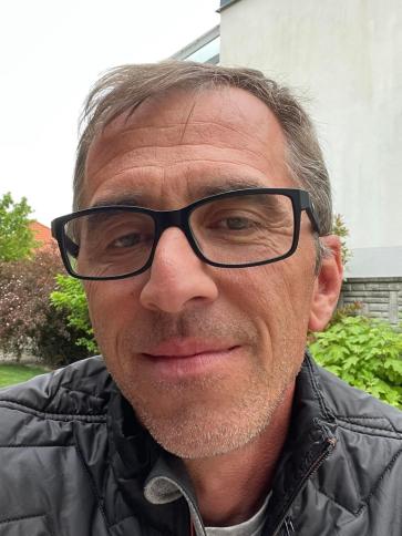 József, 48 éves ürömi társkereső férfi profil fotója
