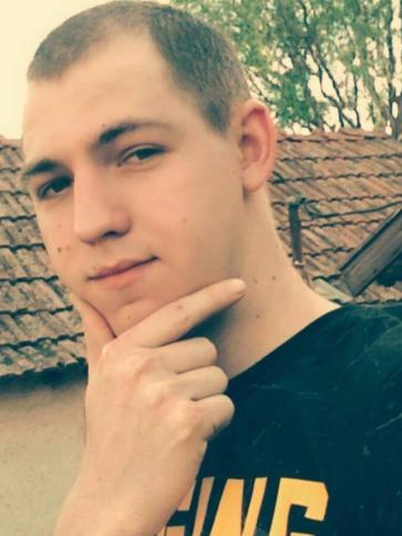 Zagyi, 32 éves jásziványi társkereső férfi profil fotója