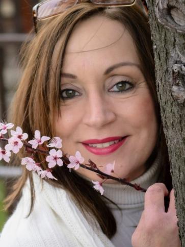 Monika, 54 éves veszprémi társkereső nő profil fotója