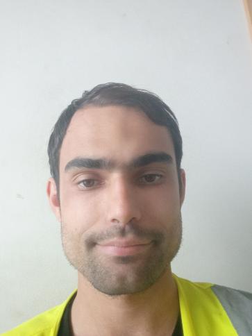 Bence, 26 éves százhalombattai társkereső férfi profil fotója