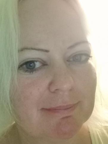 Zsuzsanna, 46 éves abai társkereső nő profil fotója