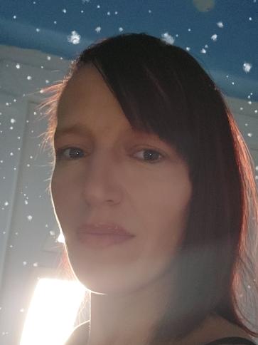 Kriszti, 38 éves egri társkereső nő profil fotója