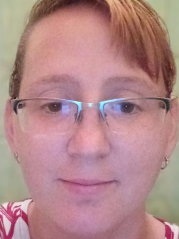 Enikő, 37 éves gyömrői társkereső nő profil fotója