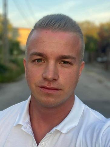 Gabor, 27 éves baki társkereső férfi profil fotója