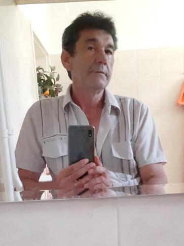 János, 61 éves soltvadkerti társkereső férfi profil fotója János, 61 éves soltvadkerti társkereső férfi profil fotója
