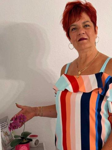 Andrea, 57 éves dunaújvárosi társkereső nő profil fotója Andrea, 57 éves dunaújvárosi társkereső nő profil fotója