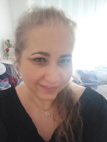 Bernadett, 45 éves győri társkereső nő profil fotója