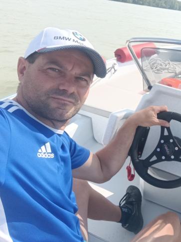 Ferdinánd, 44 éves Budapest XVII. kerületi társkereső férfi profil fotója