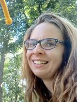 Sziasztok! Brigitta vagyok. Fiatal Budapest XVIII. kerületi párkereső fiúkat chat-re várok.