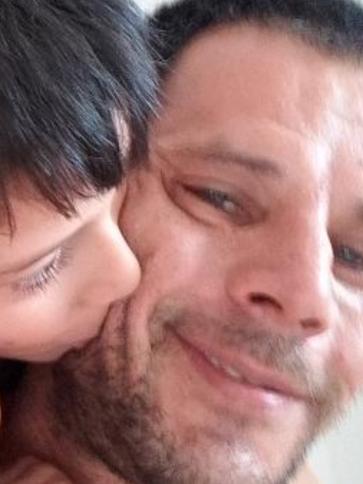 Alex, 38 éves törökszentmiklósi társkereső férfi profil fotója