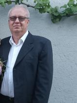 Sziasztok! István vagyok. Online zalaegerszegi randizni vágyó nők kattinsatok a kedvenc gombra.
