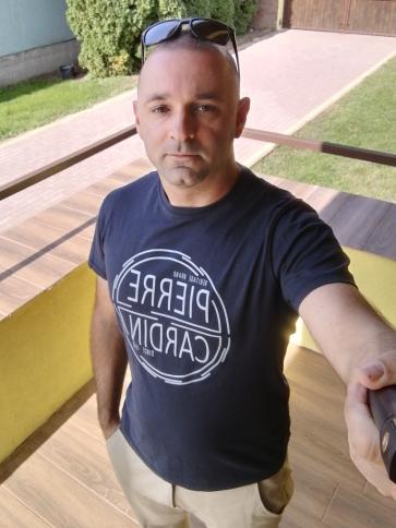 Gábor, 43 éves pápai társkereső férfi profil fotója