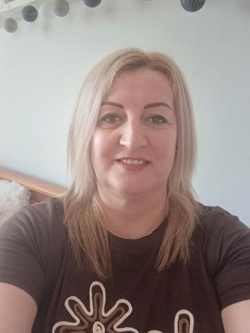 Edina, 48 éves csornai társkereső nő profil fotója
