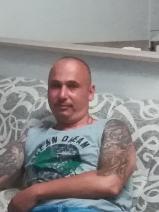 Sziasztok! Robert vagyok. Komoly marcali párkereső nők jelentkezését várom.