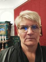 Sziasztok! Lujza vagyok. Komoly jászdózsai társkereső férfiak jelentkezését várom.