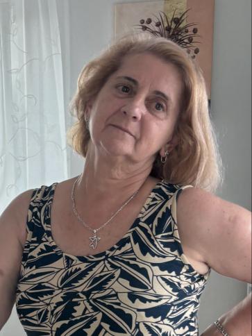 Irén, 69 éves németországi társkereső nő profil fotója